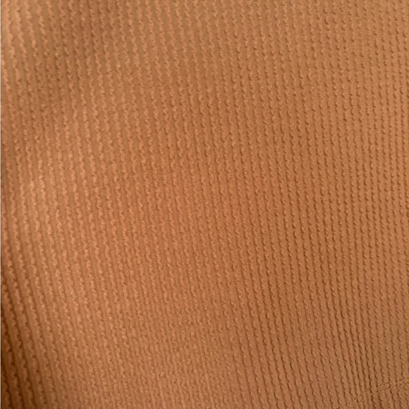 Francesca’s Ribbed Crop Top - Picture 4 of 6